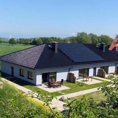 Haus Kranichfeld Wohnung S Dranske Exterior photo